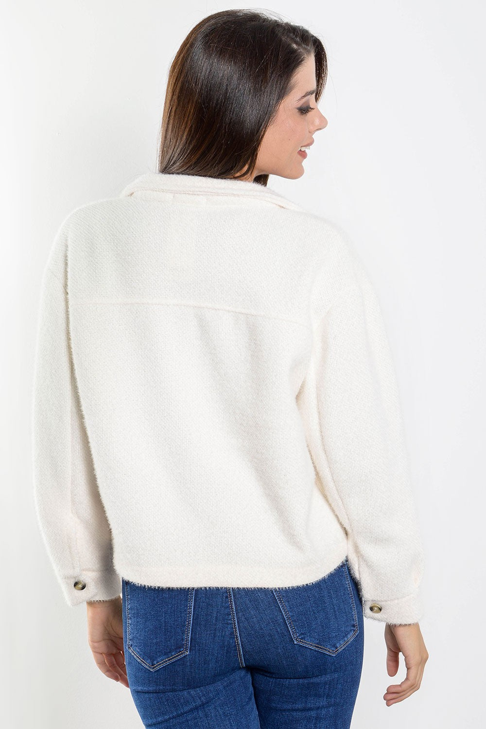 Ζακετάκι χνουδωτό με τσέπες