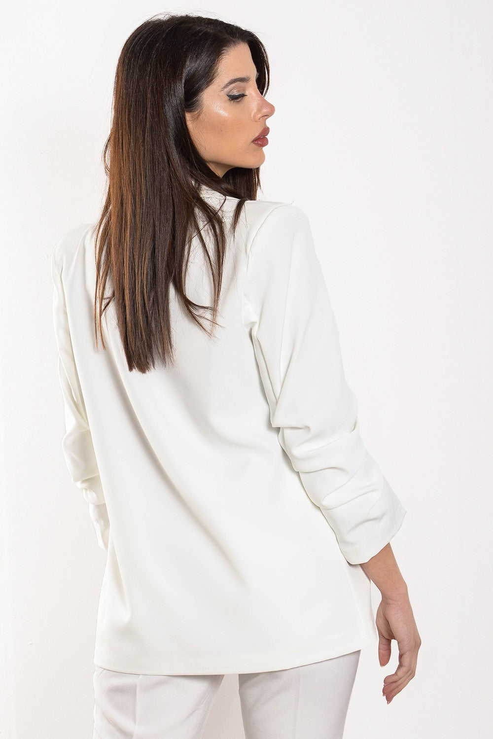 Σακάκι με σούρα στα μανίκια