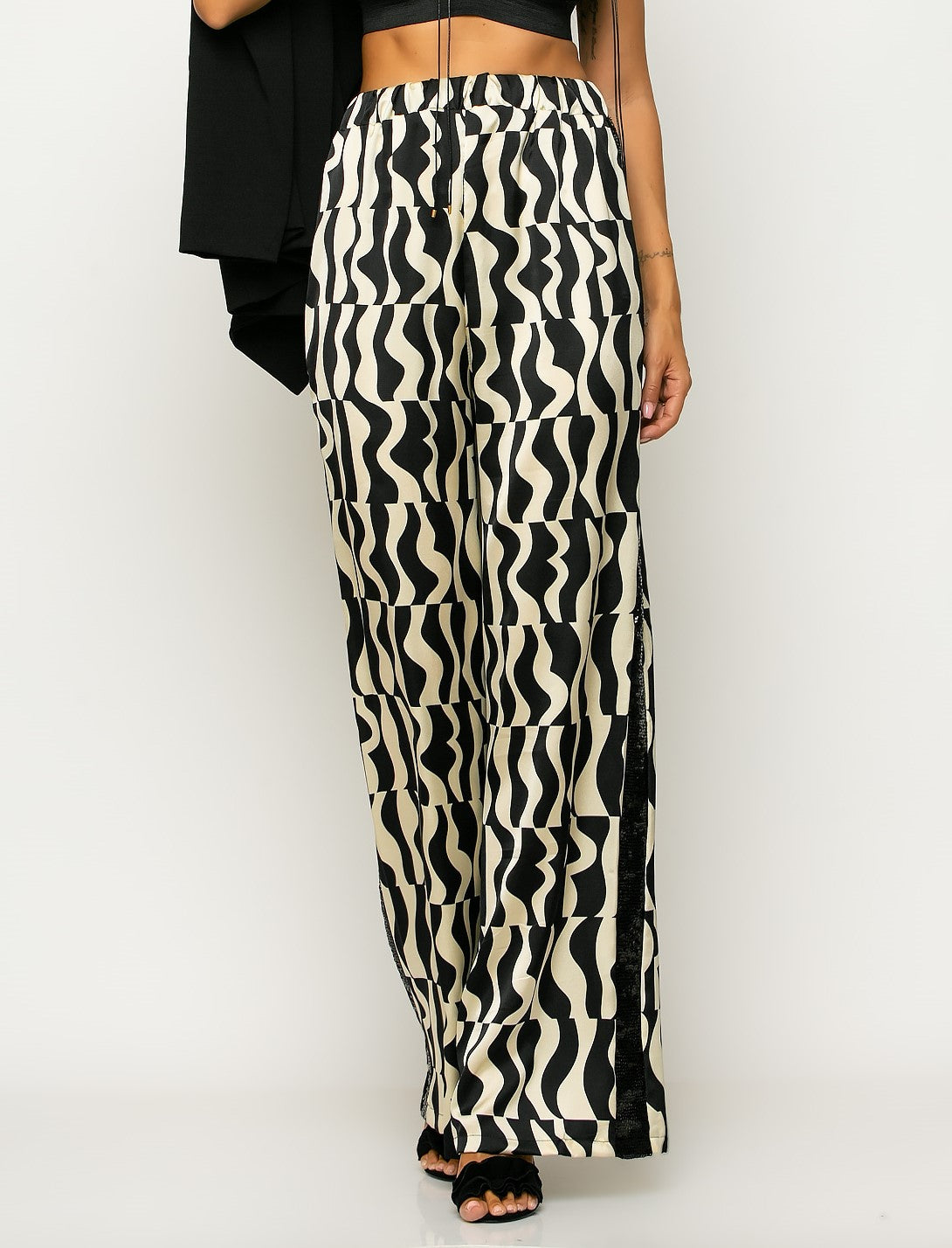 Παντελόνα satin geometric printed