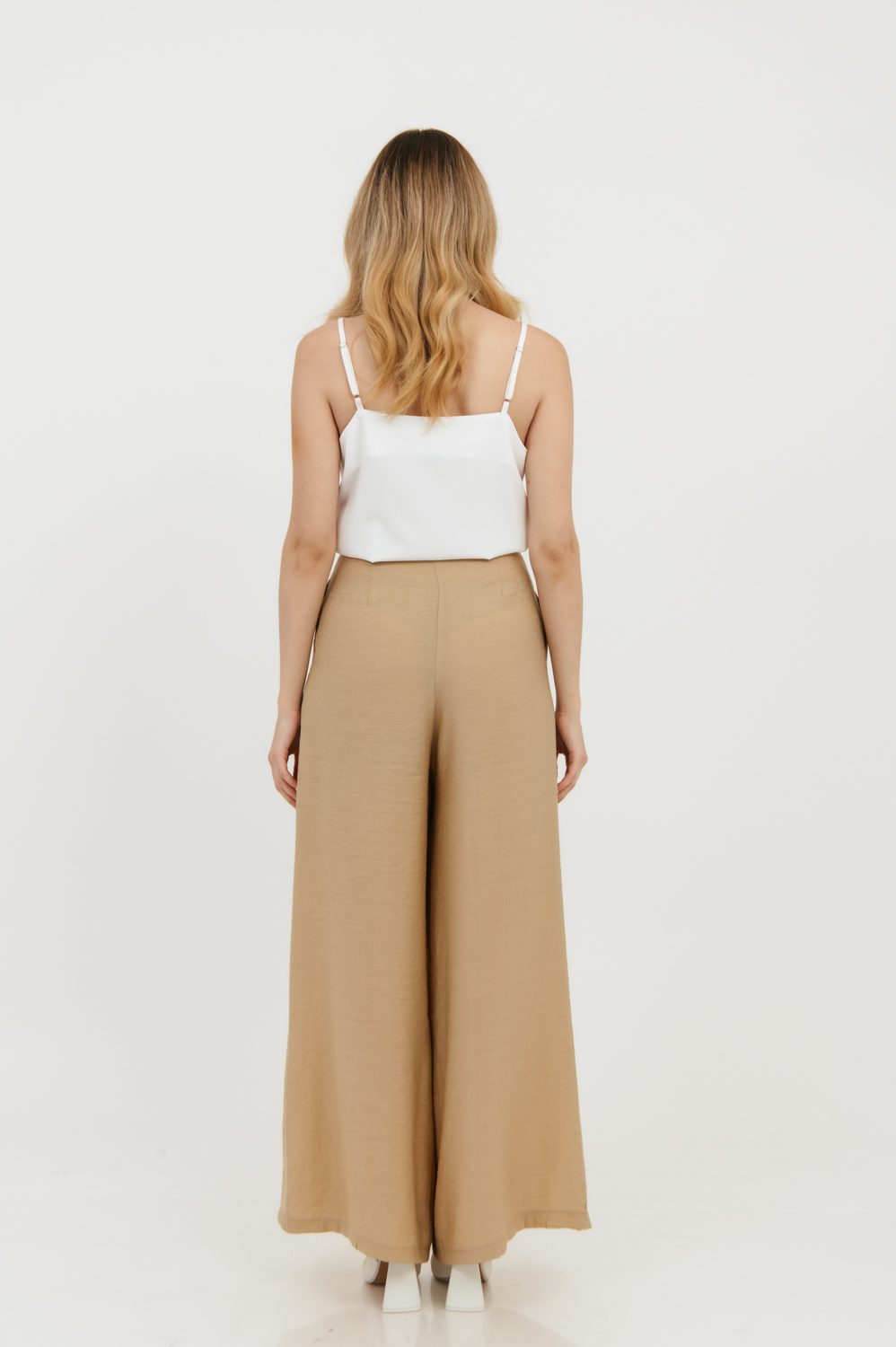 Παντελόνα λινή με ζώνη