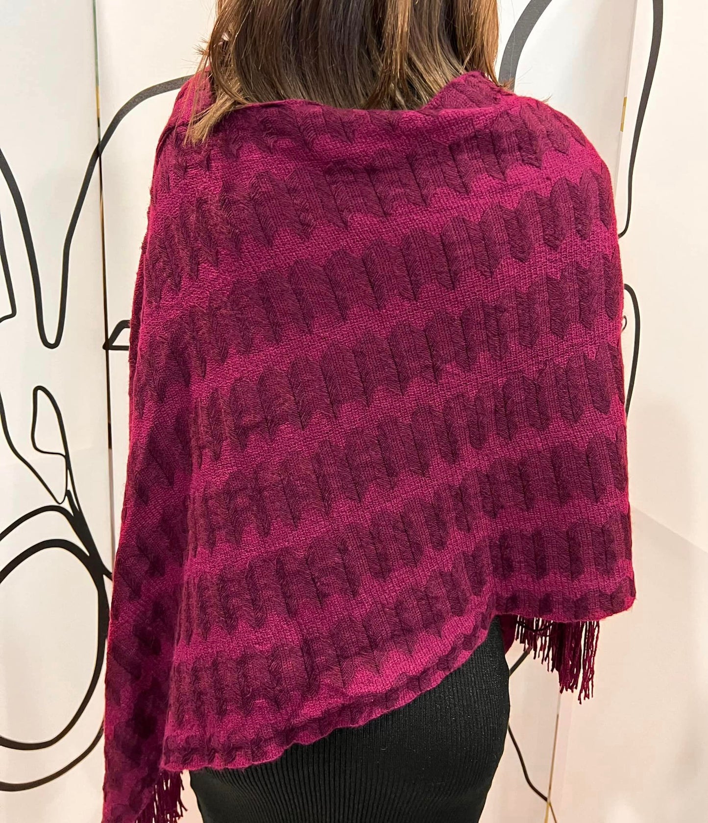 Ponchos πλεκτό με κρόσσια