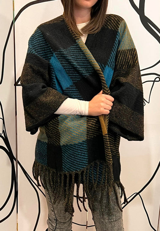 Ζακέτα - Κάπα τσόχινη με κρόσσια