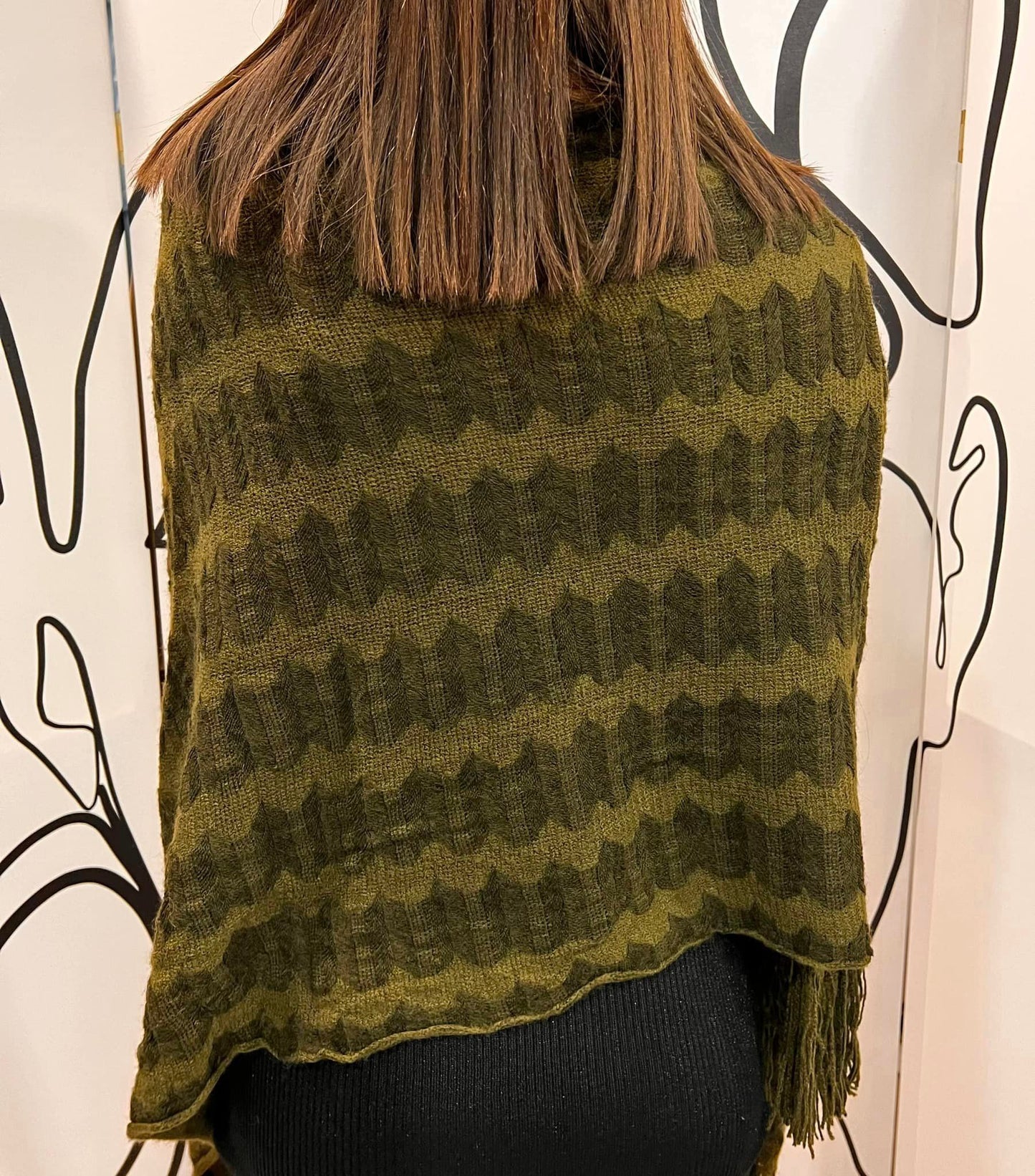 Ponchos πλεκτό με κρόσσια