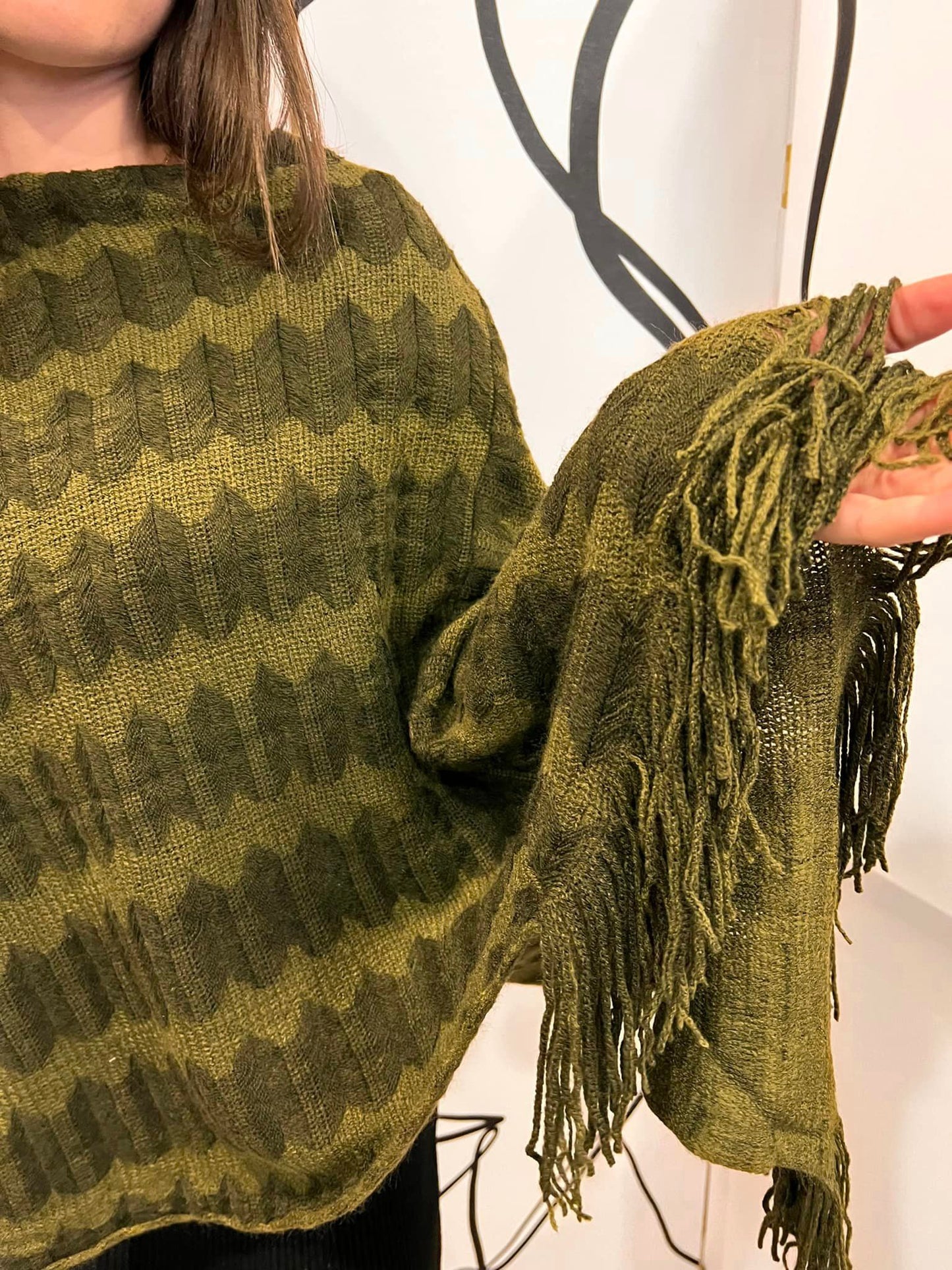 Ponchos πλεκτό με κρόσσια