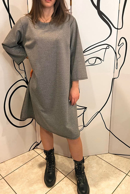 Φόρεμα midi εβαζέ