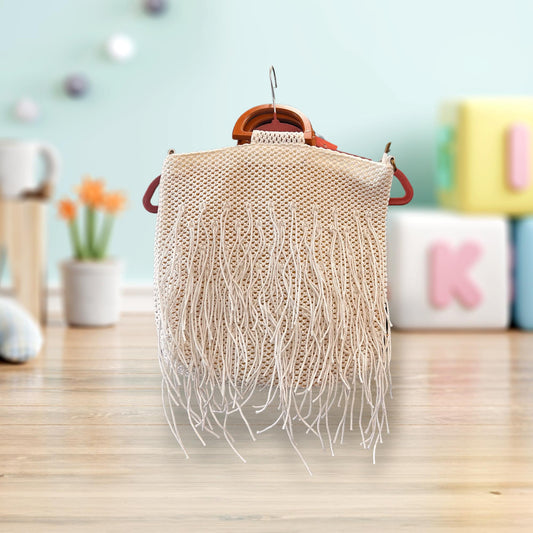 Τσάντα με κρόσσια