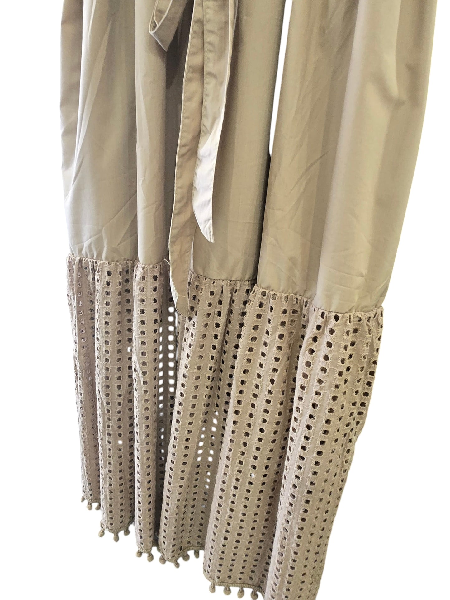 Φόρεμα maxi με κέντημα detailed