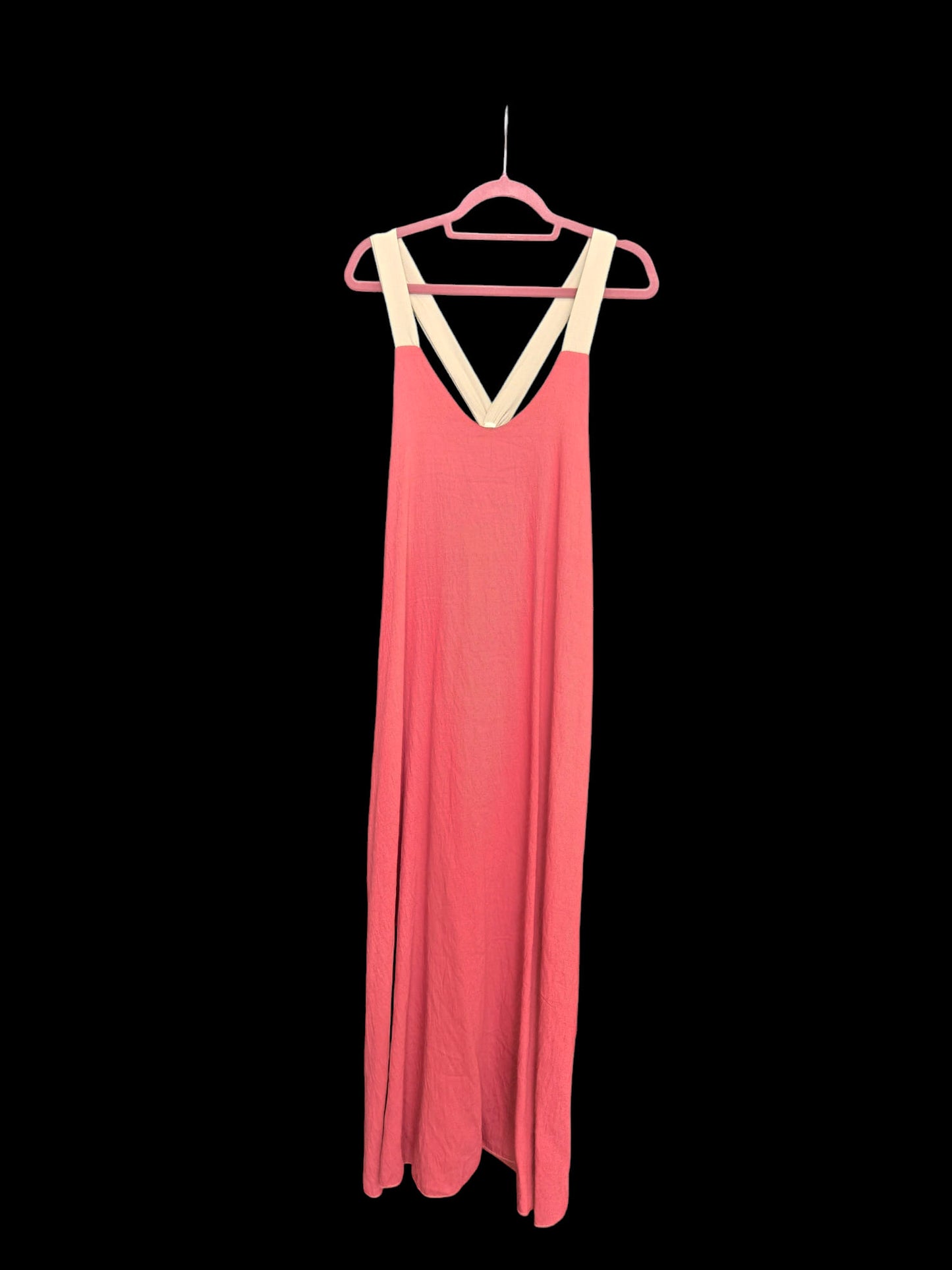 Φόρεμα loose maxi με εντυπωσιακή πλάτη