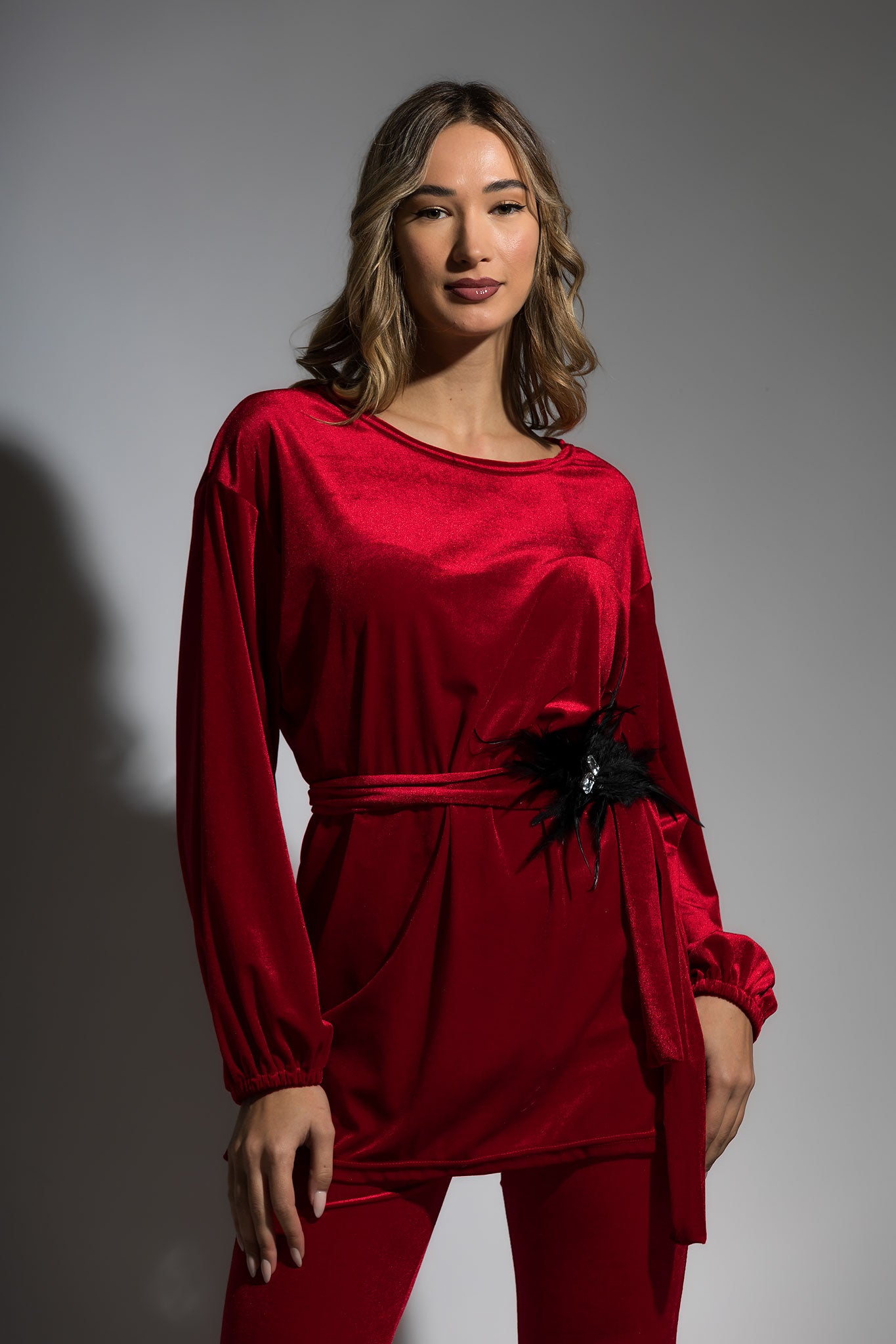 Σετ μπλούζα & παντελόνι βελουτέ με ζώνη/φτερό