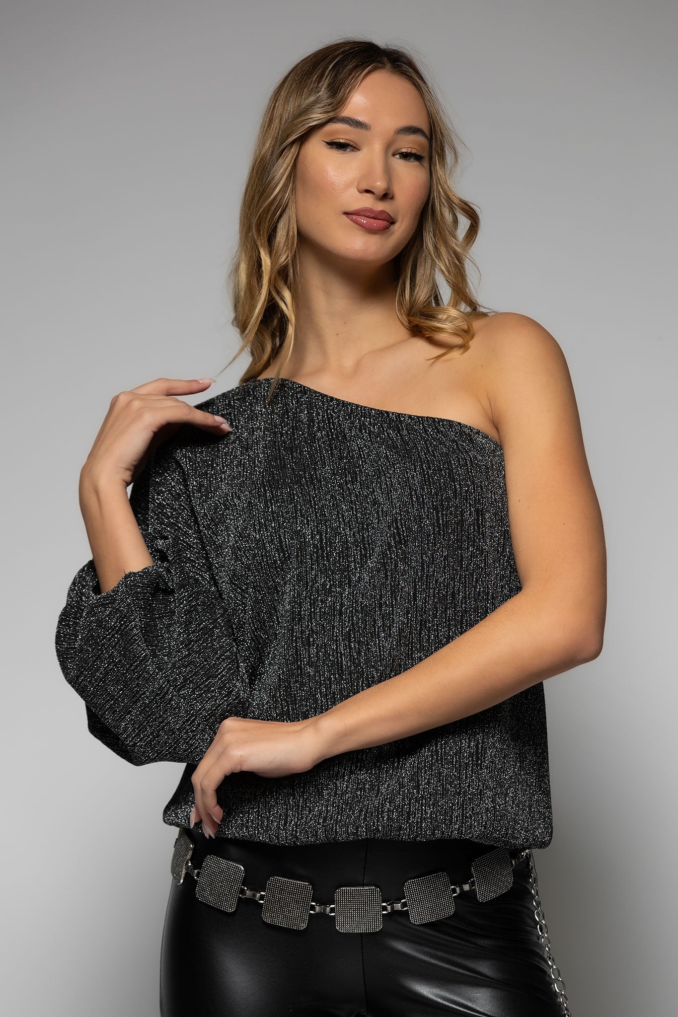 Σετ μπλούζα & παντελόνα καμπάνα με ατσάλινη ζώνη