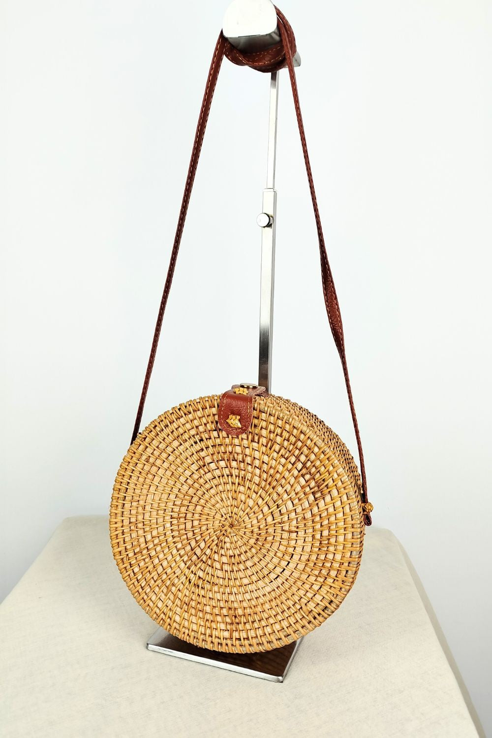 Τσαντάκι στρογγυλό ψαθωτό