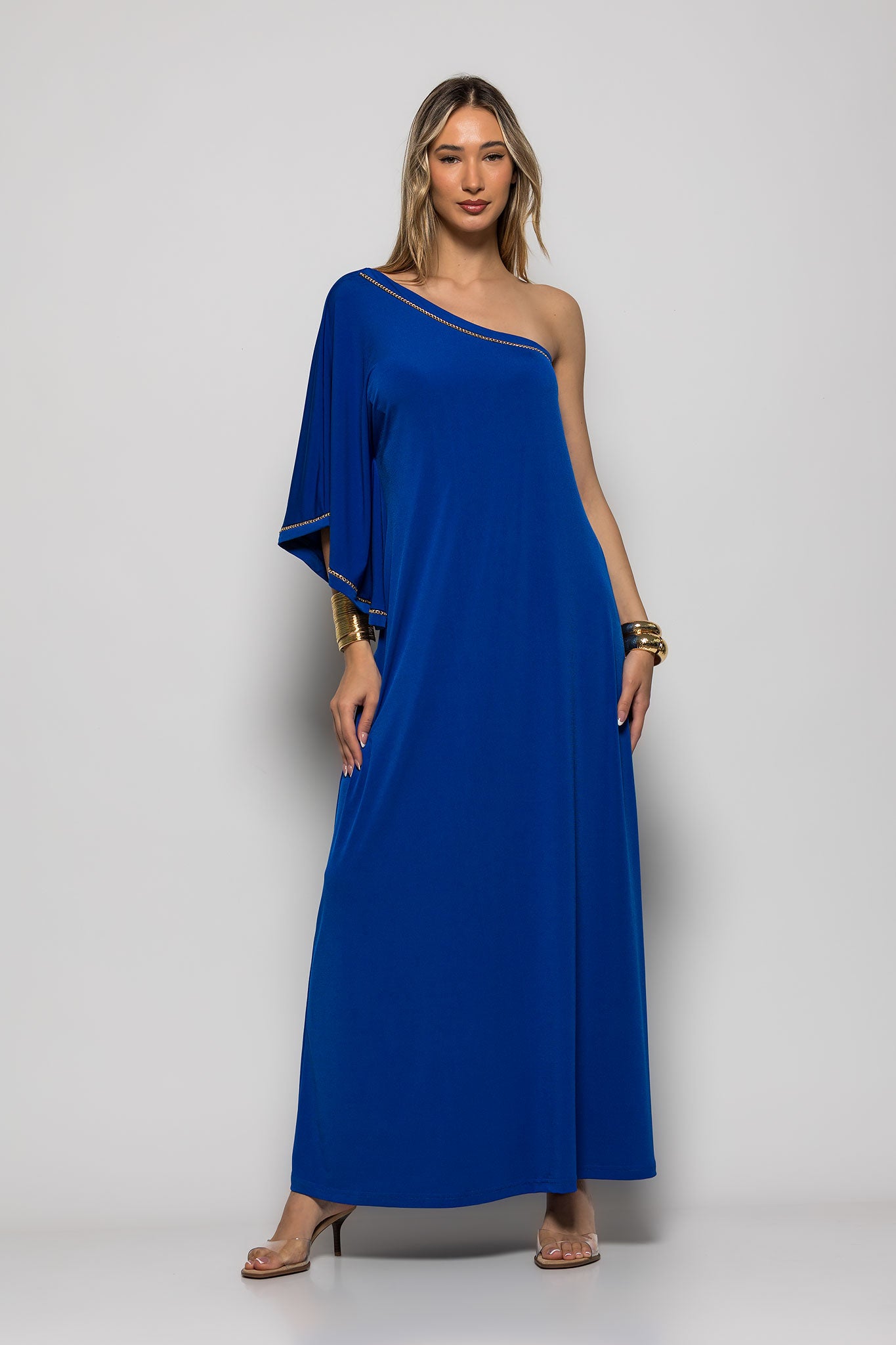 Φόρεμα maxi jersey με έναν ώμο και αλυσίδα