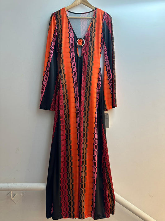 Φόρεμα maxi ριγέ detailed