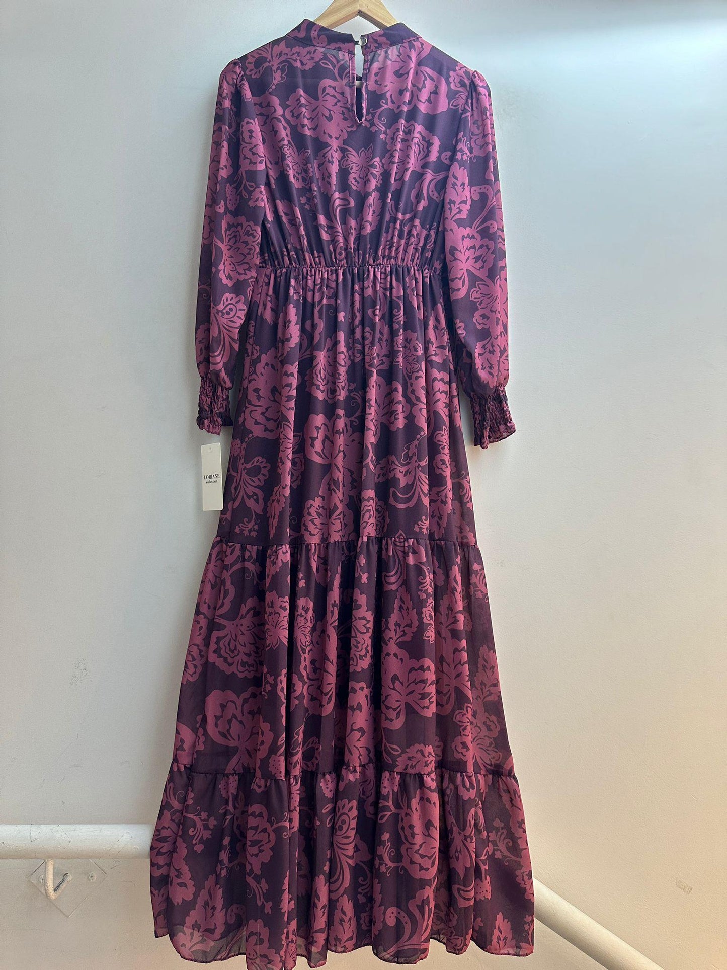 Φόρεμα maxi εμπριμέ detailed