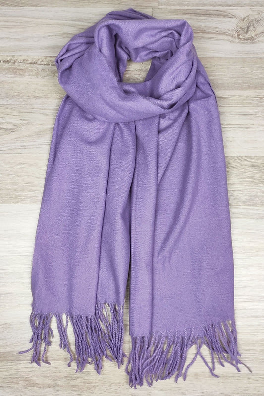 Κασκόλ μονόχρωμο με κρόσσια