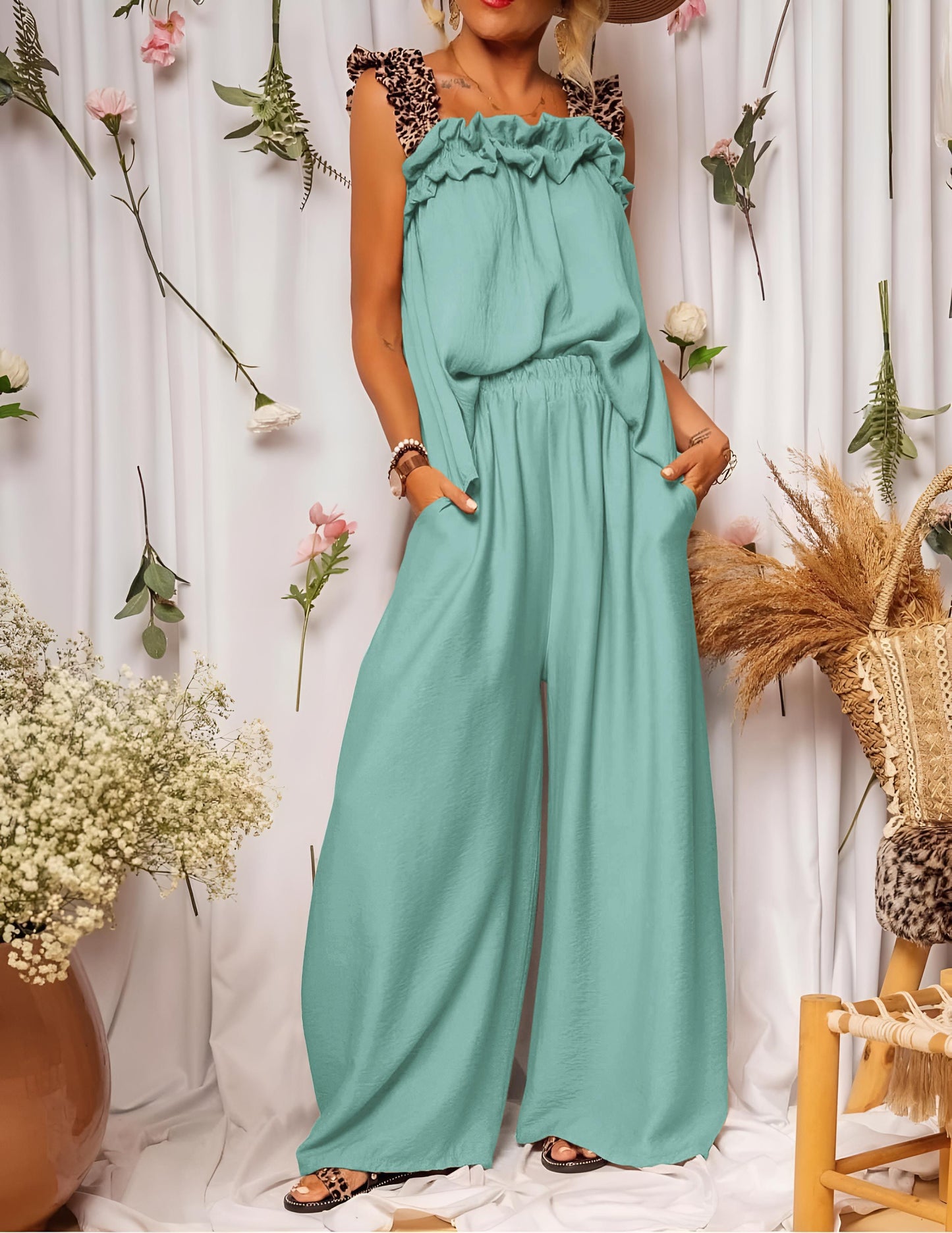 Σετ τοπ και παντελόνα detailed