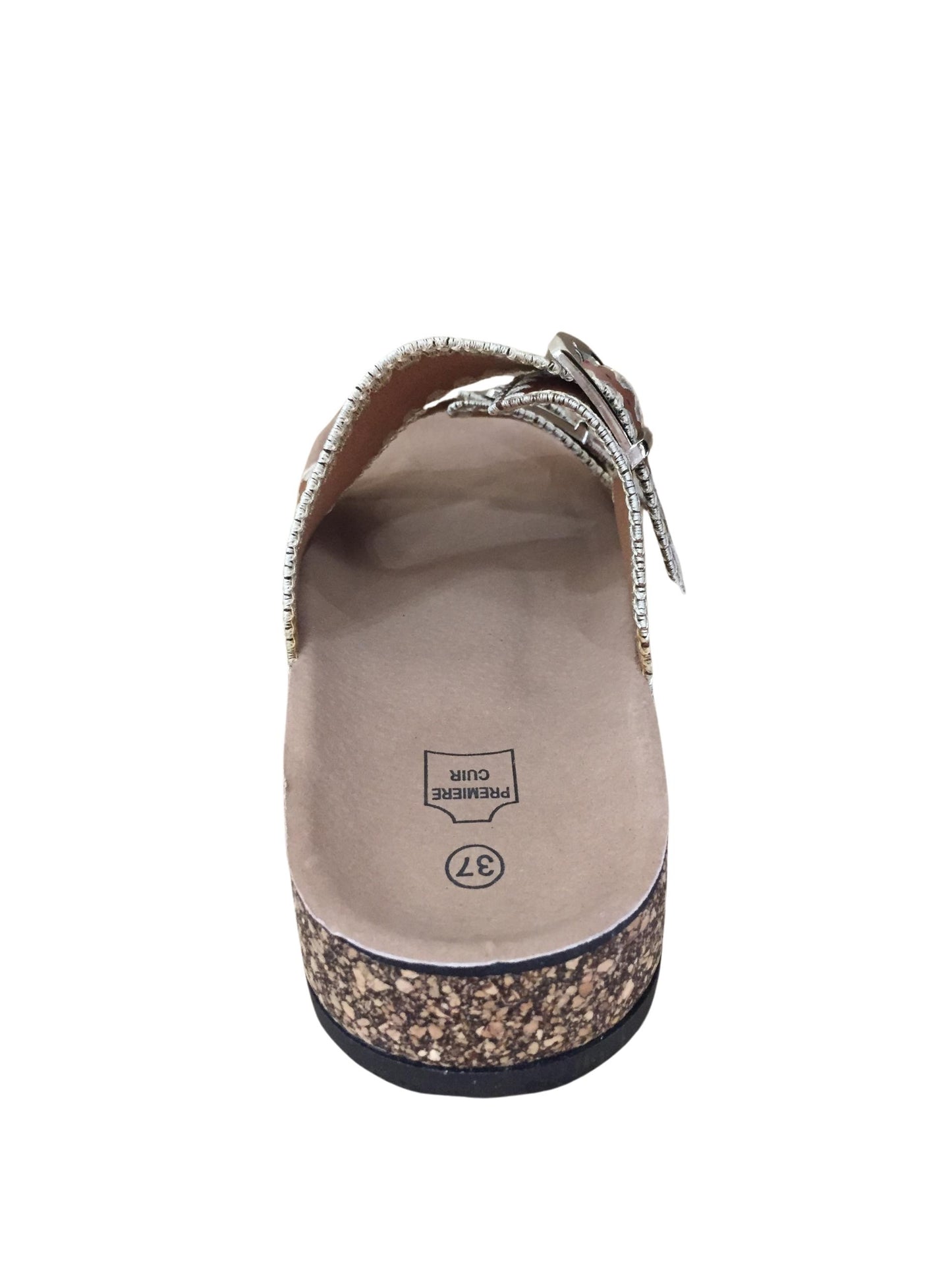 Flatform sandals detailed