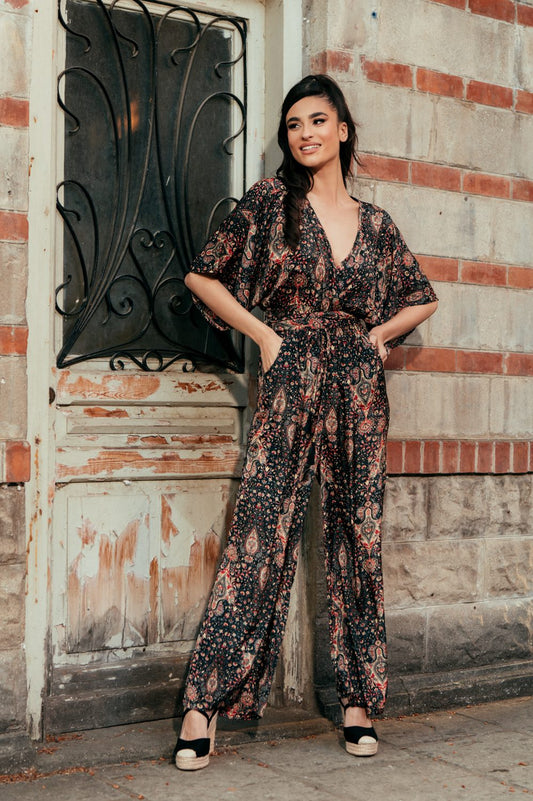 Ολόσωμη φόρμα boho από μετάξι