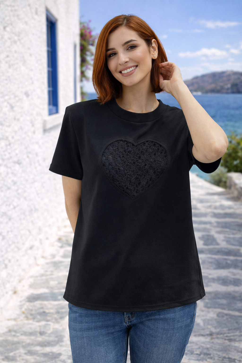 T-Shirt loose με βάτες και εντυπωσιακή λεπτομέρεια