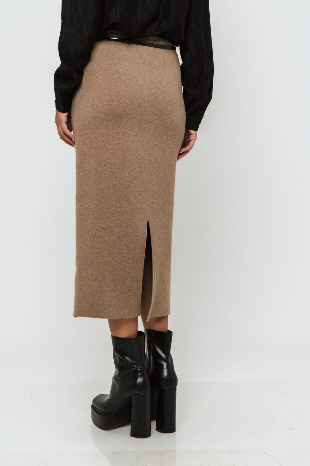 Φούστα midi πλεκτή