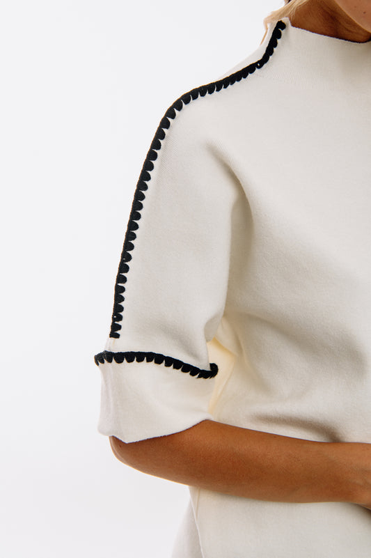 Μπλούζα πλεκτή detailed