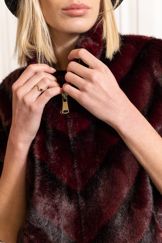 Jacket από οικολογική γούνα