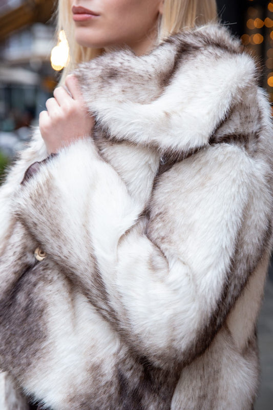 Jacket από οικολογική γούνα