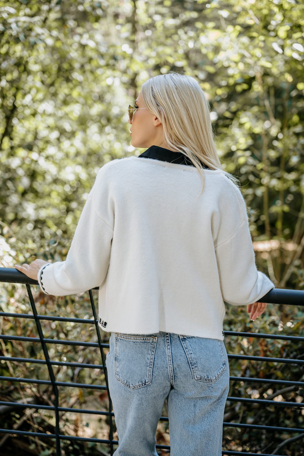 Ζακέτα elegant πλεκτή με κέντημα