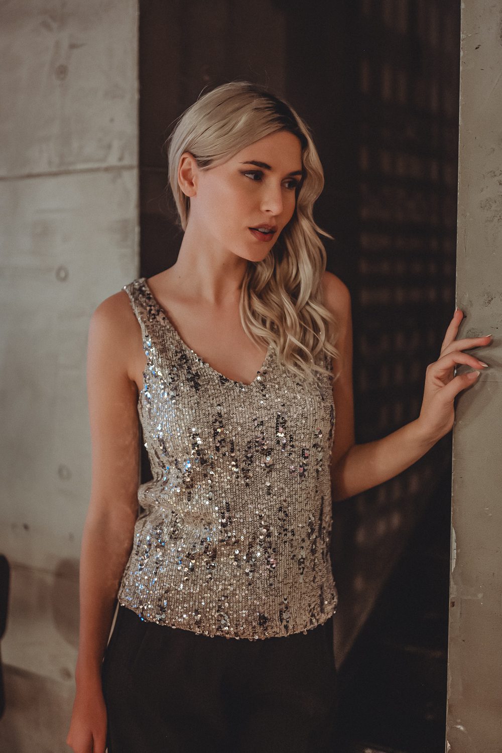 Top αμάνικο detailed