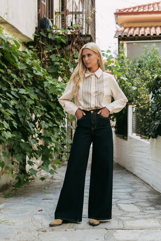 Πουκάμισο με κέντημα