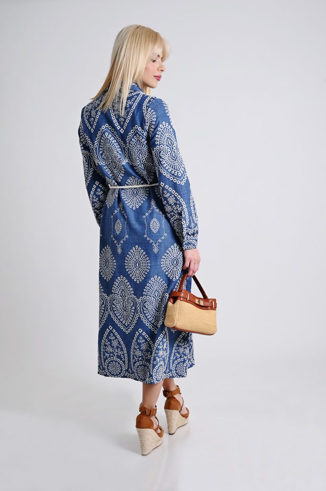 Φόρεμα midi σεμιζιέ κηπούρ