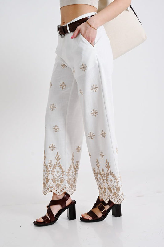 Παντελόνα με κέντημα