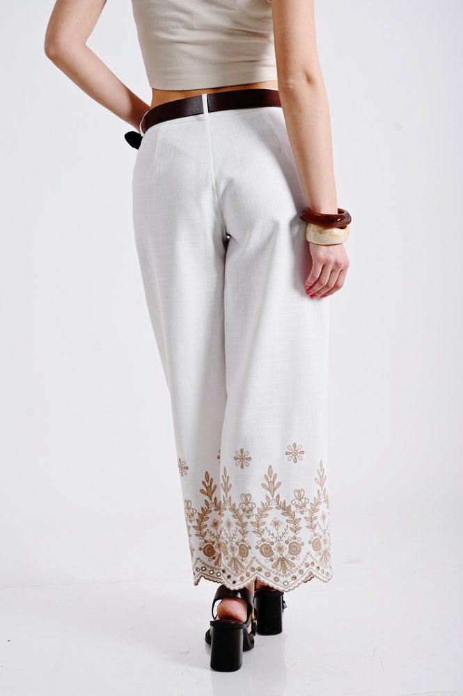 Παντελόνα με κέντημα
