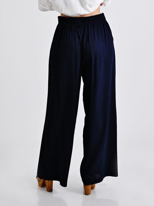 Παντελόνα λινή με κέντημα