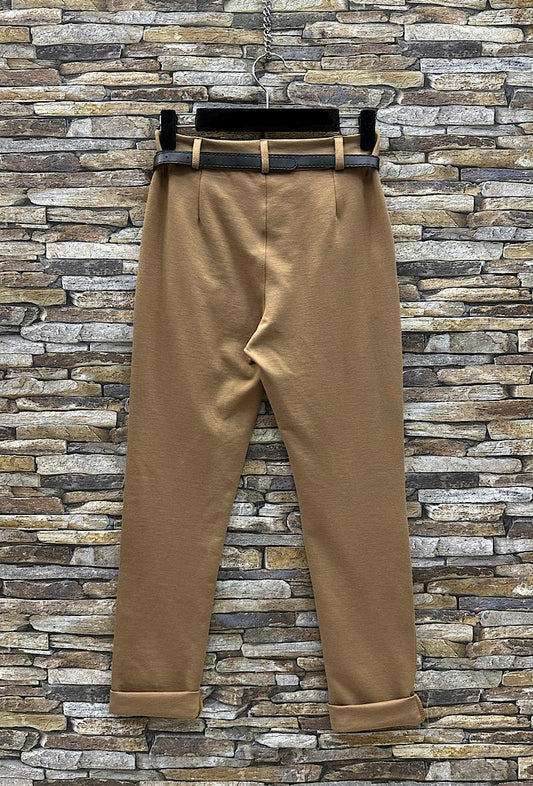 Παντελόνι ελαστικό με ζώνη