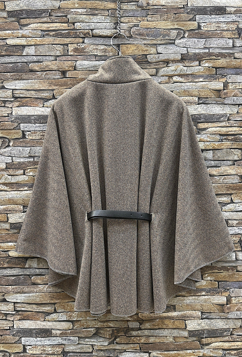 Κάπα με ζώνη