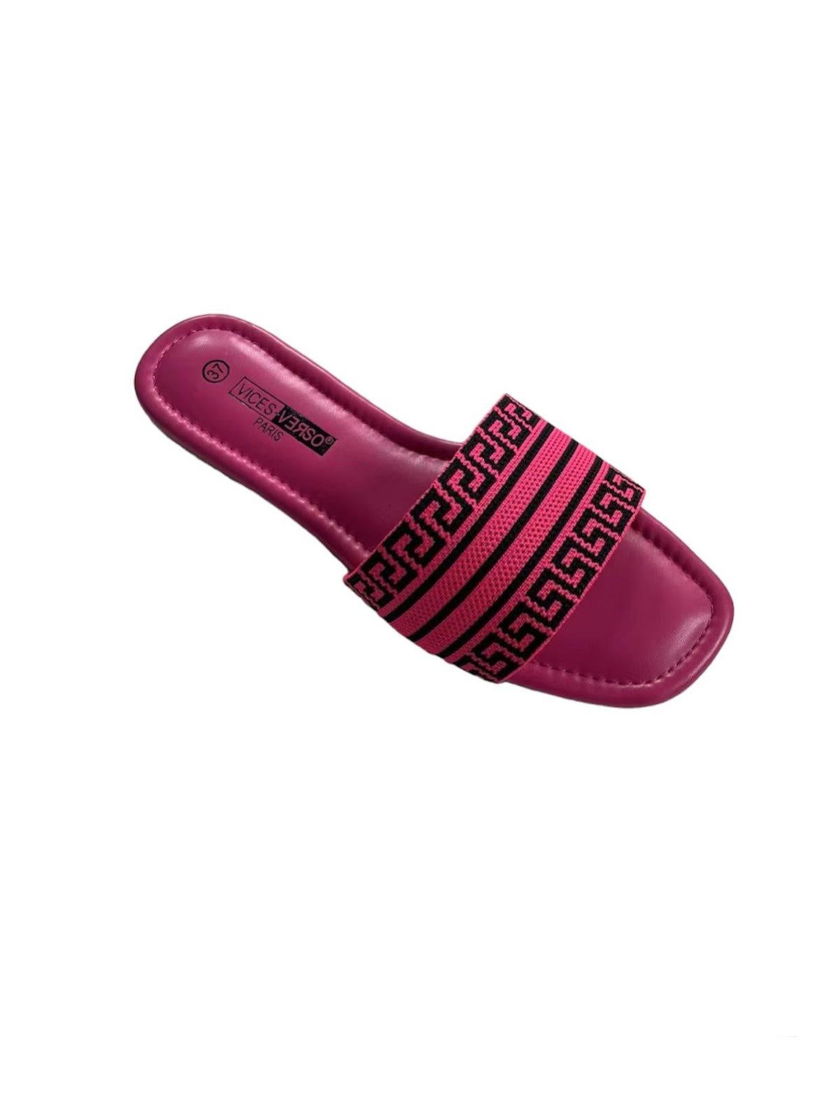 Flat mules detailed