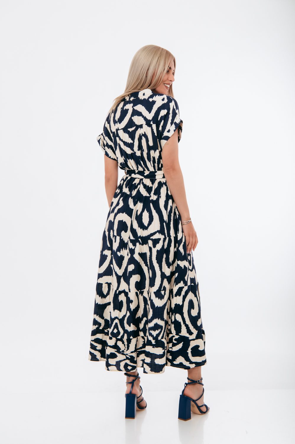 Φόρεμα maxi εμπριμέ με ζωνάκι