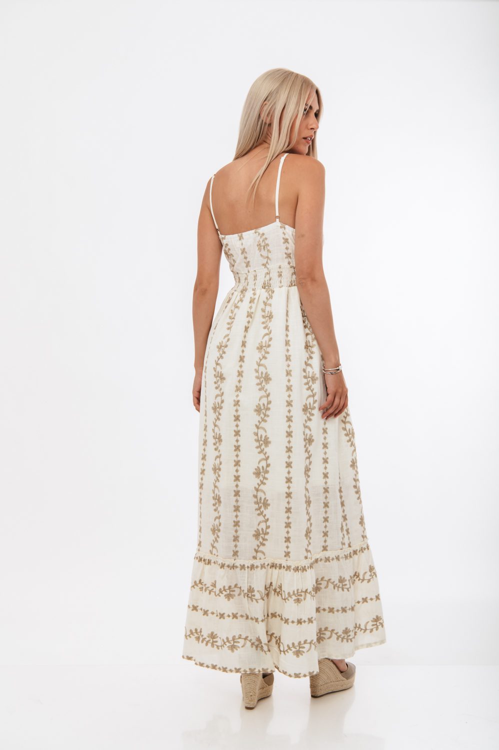 Φόρεμα maxi με κέντημα