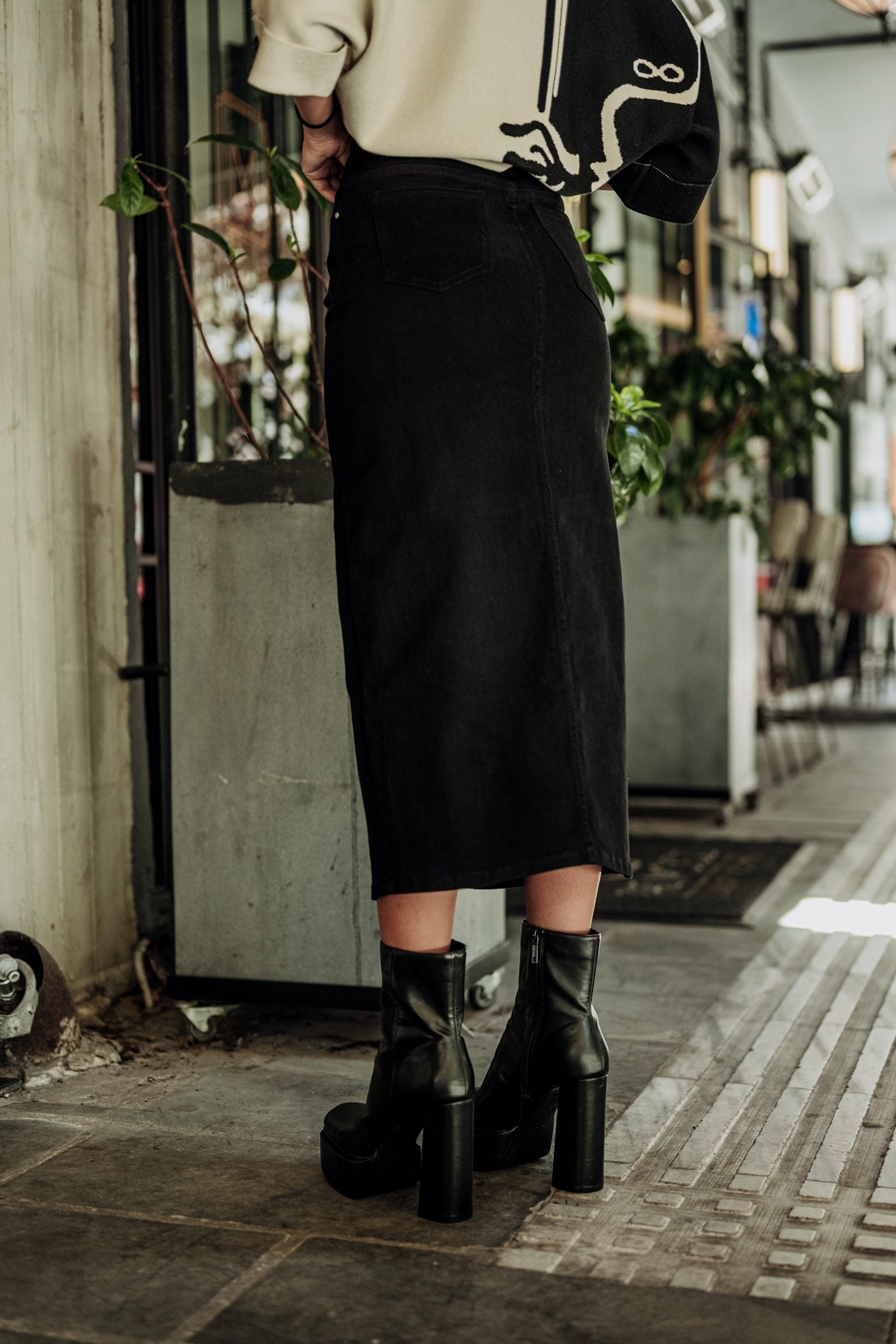 Φούστα denim midi με σκίσιμο