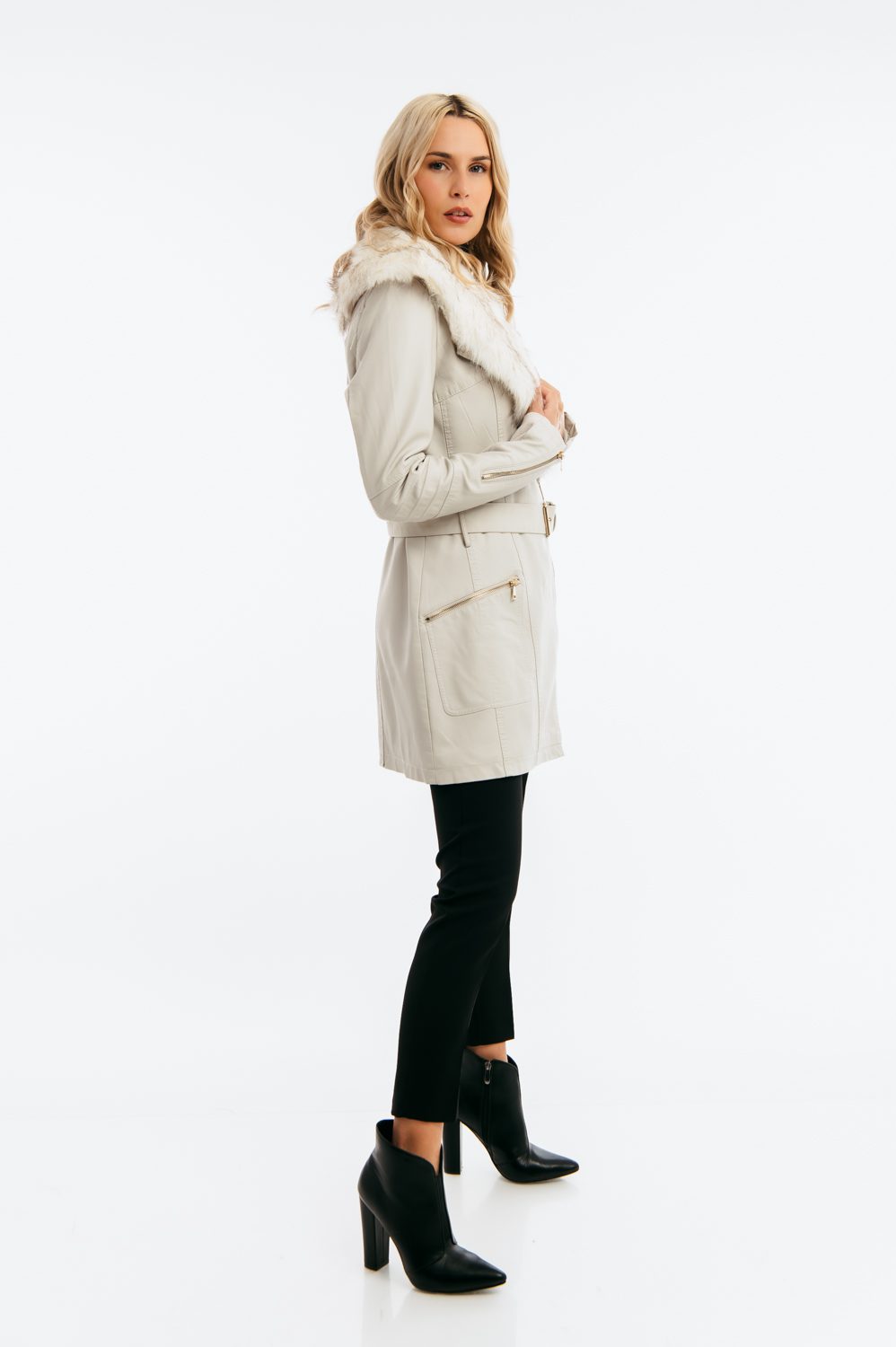 Jacket δερματίνης με οικολογική γούνα