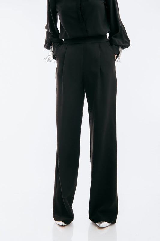 Παντελόνα με πιέτες