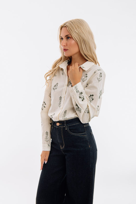 Πουκάμισο με κεντήματα