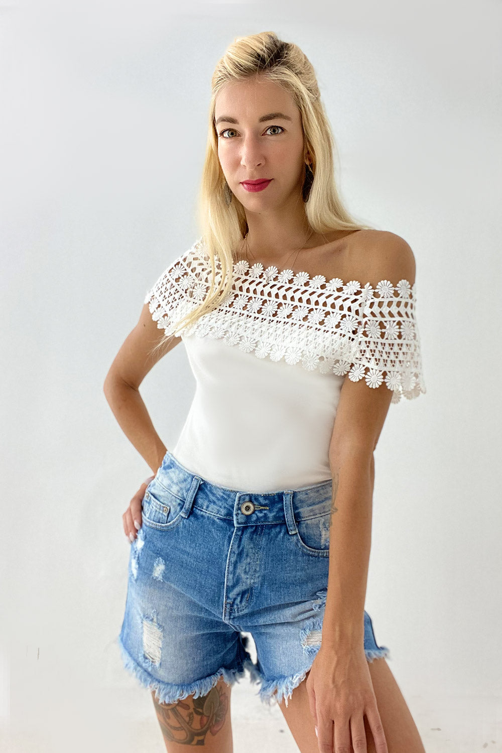 Top με δανδέλα κηπούρ