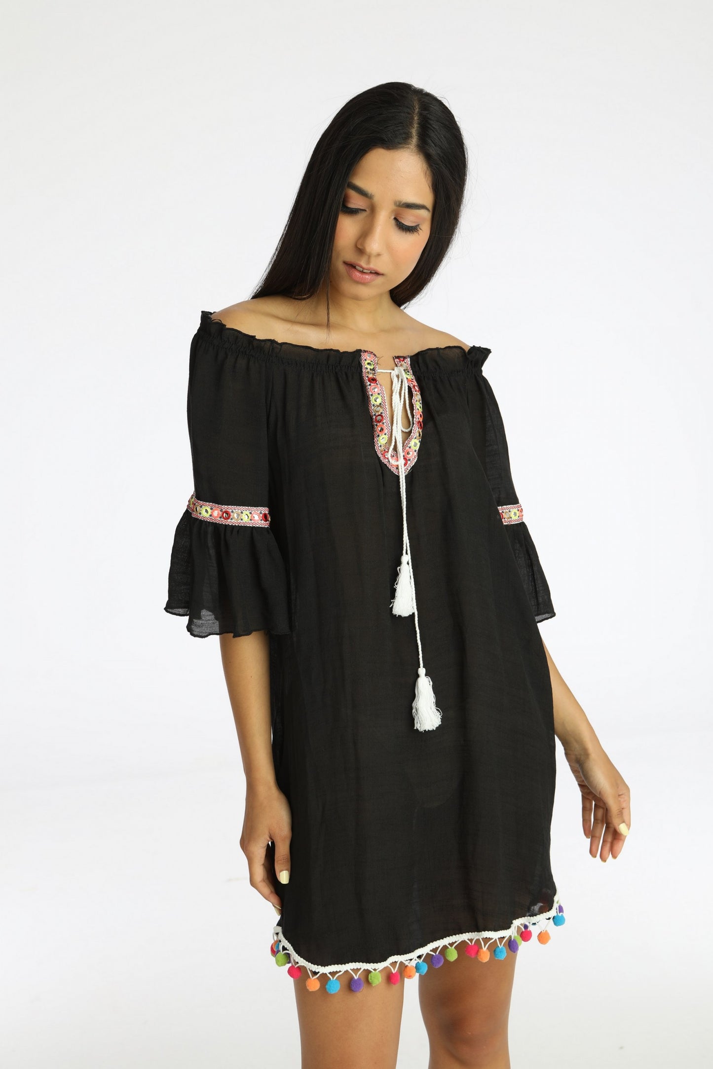 Καφτάνι με pom pom