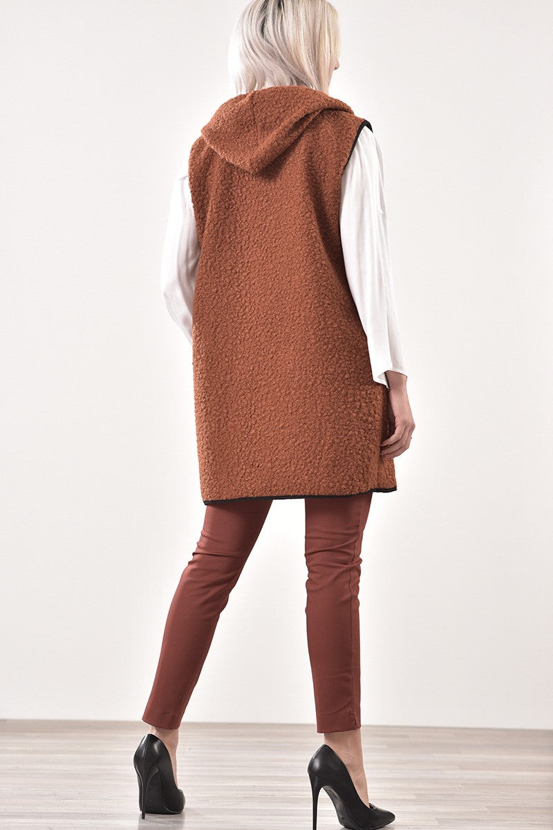 Γιλέκο μπουκλέ με κουκούλα