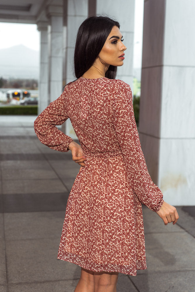 Φόρεμα midi εμπριμέ