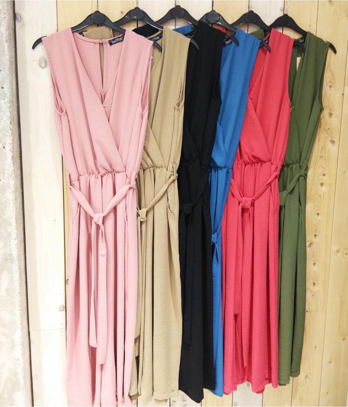 Ολόσωμη ζιπ κιλότ κρουαζέ