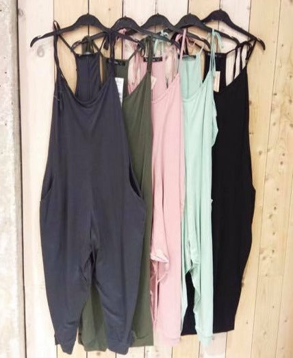 Ολόσωμη φόρμα βράκα