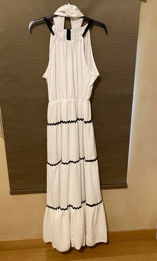 Φόρεμα maxi με τρέσσες